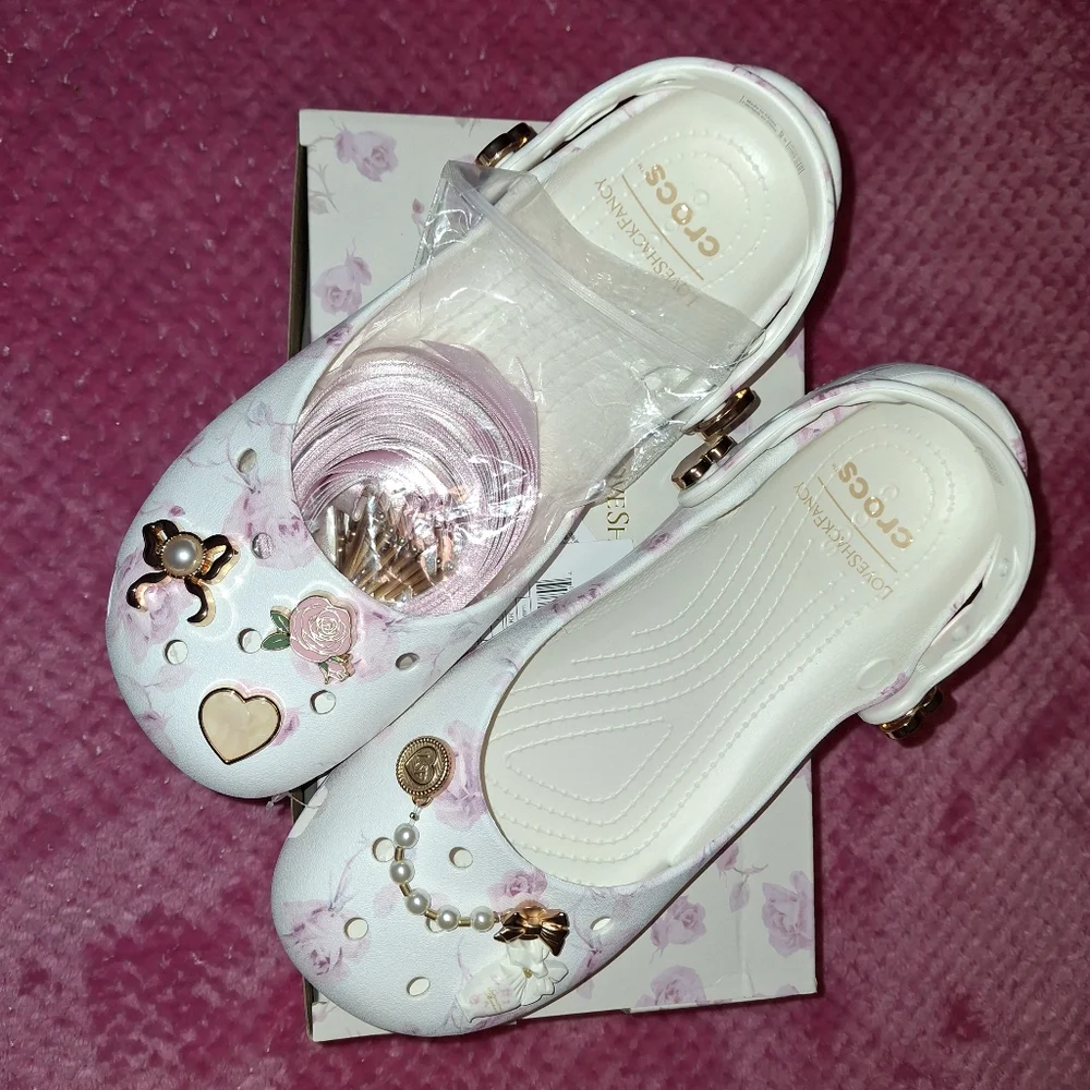 LoveShackFancy X Crocs - Picture 2 of 4